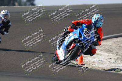 media/Nov-01-2025-TrackDaz (Sat) [[2b4d5192bc]]/A Group/12pm (Turn 2 (Outside)/